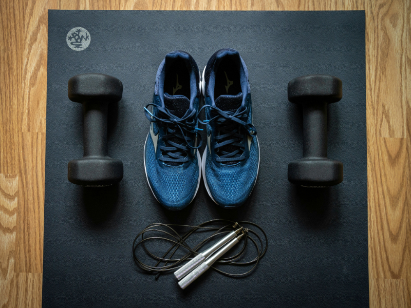 Jumping rope for a short and effective cardio workout