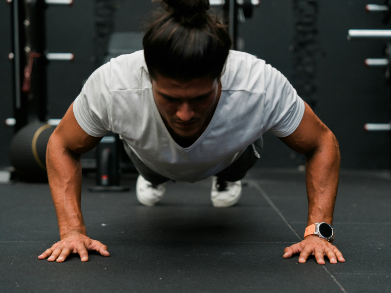 Functional training push-ups for upper body strength and endurance